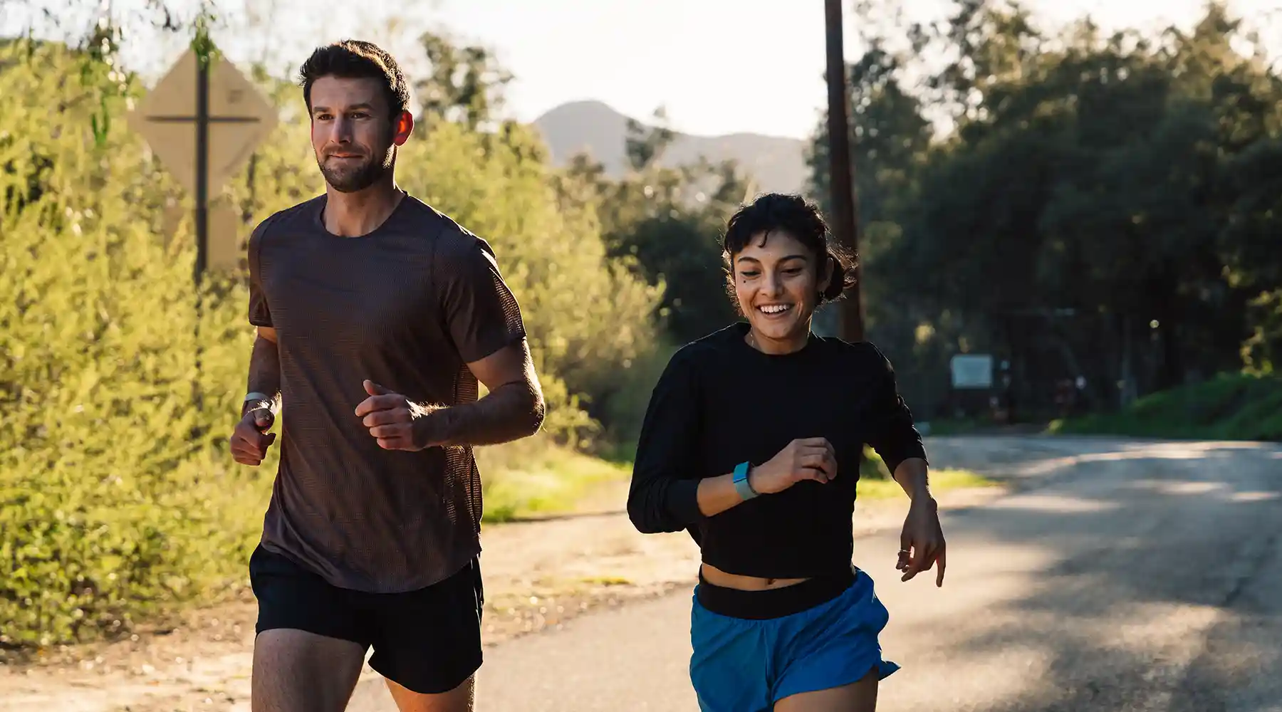 The Benefits of Cardio vs. Strength Training