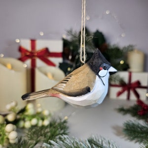 Collierleeds-Handcrafted Red-Whiskered Bulbul Wooden